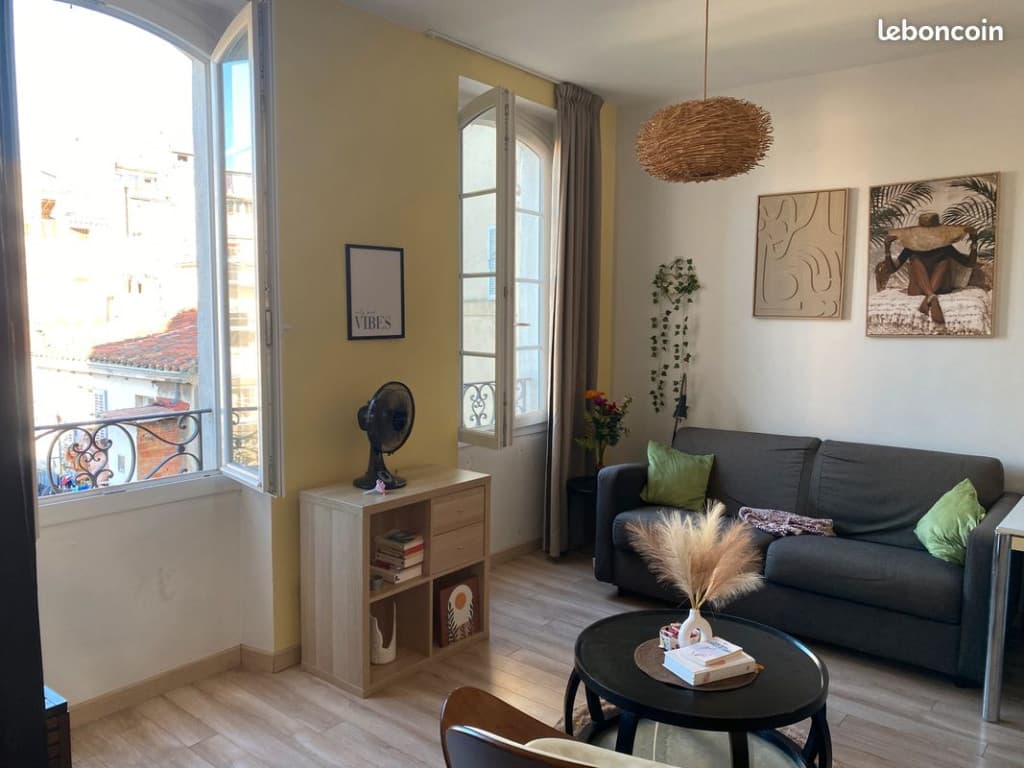 Location grand Studio lumineux